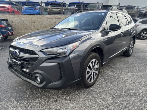 Certified 2025 Subaru Outback image 7