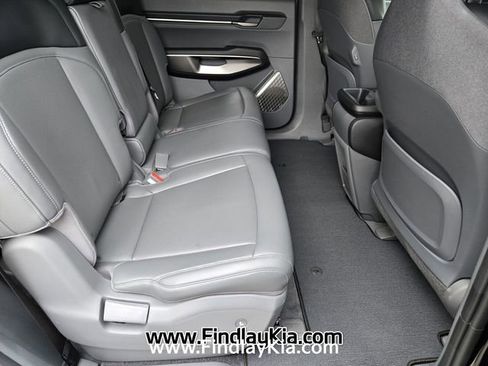 Certified 2026 Kia EV9 Light image 19