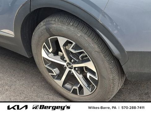 Certified 2023 Kia Sportage EX AWD/4WD image 9