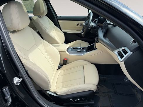 Certified 2025 BMW 330i xDrive Sedan w/ M Sport Package AWD/4WD image 15