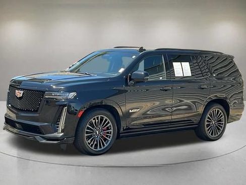 Used 2023 Cadillac Escalade V AWD/4WD image 2