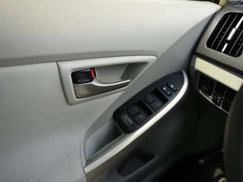 Used 2015 Toyota Prius Two image 15