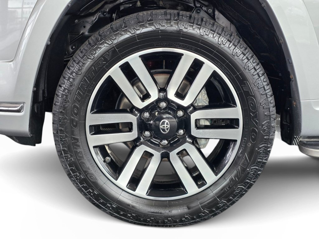 Used 2021 Toyota 4Runner Limited AWD/4WD image 13