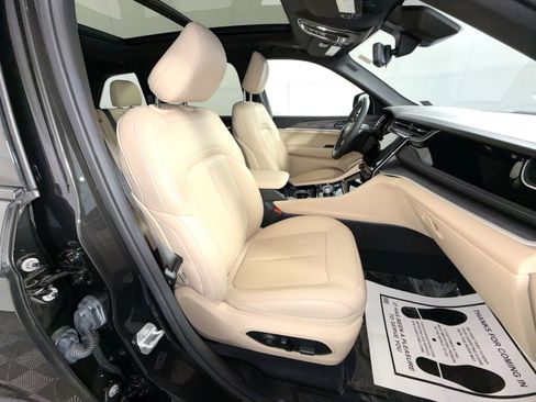 Used 2023 Jeep Grand Cherokee 4WD 4xe w/ Luxury Tech Group II image 27