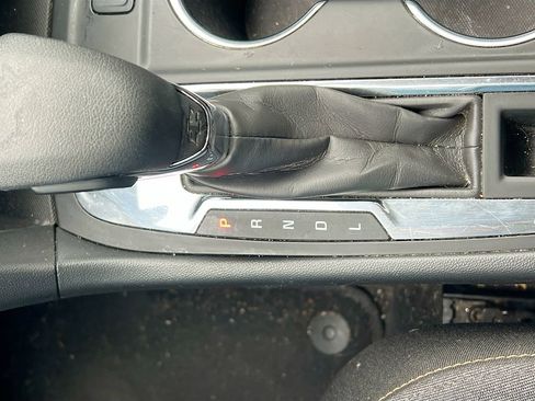 Used 2022 Chevrolet Equinox LT AWD/4WD image 19