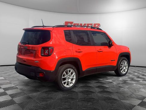 Used 2020 Jeep Renegade Latitude w/ Popular Equipment Group image 5
