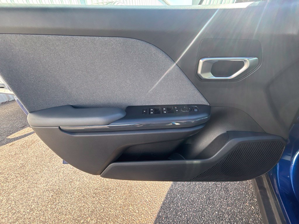 Certified 2025 Kia K4 EX FWD image 12