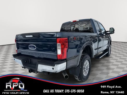 Used 2018 Ford F250 Lariat w/ Chrome Package image 5