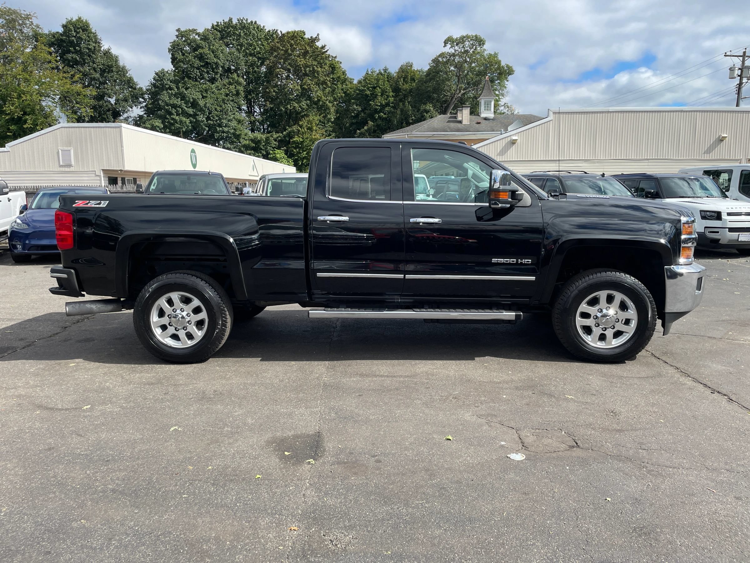 Used 2015 Chevrolet Silverado 2500 LTZ w/ LTZ Plus Package AWD/4WD image 6