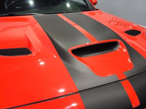 Used 2016 Dodge Challenger SRT Hellcat image 19