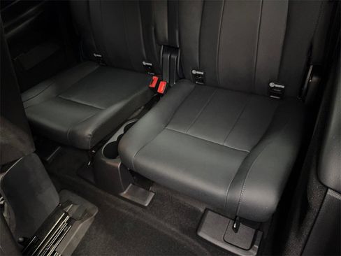 Used 2024 Mercedes-Benz EQB 300 4MATIC w/ Winter Package image 37