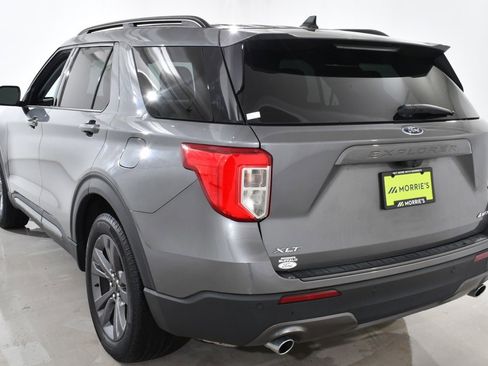 Used 2022 Ford Explorer XLT w/ Equipment Group 202A image 14