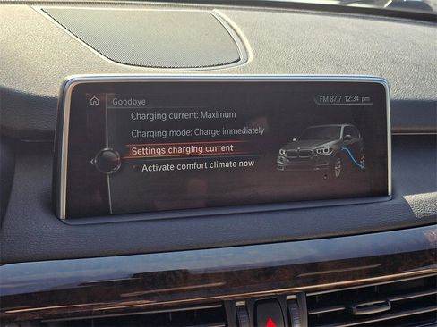 Used 2017 BMW X5 xDrive40e image 65