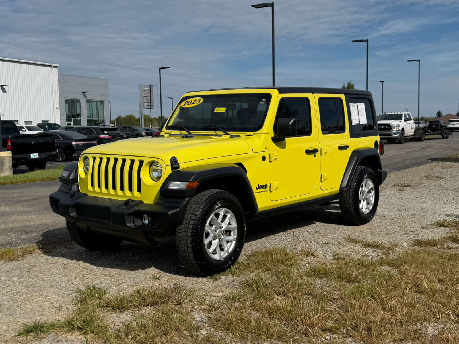 Used 2023 Jeep Wrangler Unlimited Sport AWD/4WD image 3