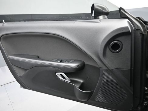 Used 2019 Dodge Challenger R/T image 13