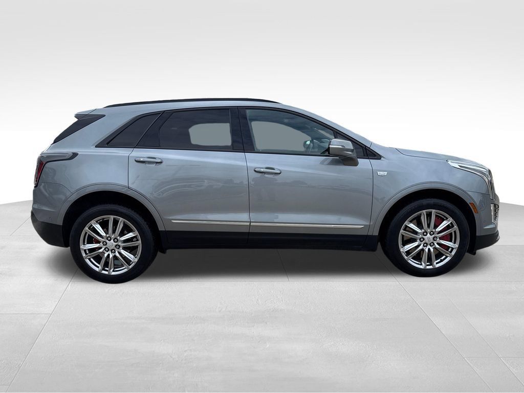 Certified 2023 Cadillac XT5 Sportv w/ Technology Package AWD/4WD image 7