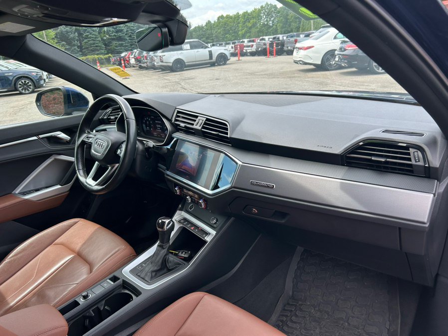 Used 2022 Audi Q3 2.0T Premium AWD/4WD image 19