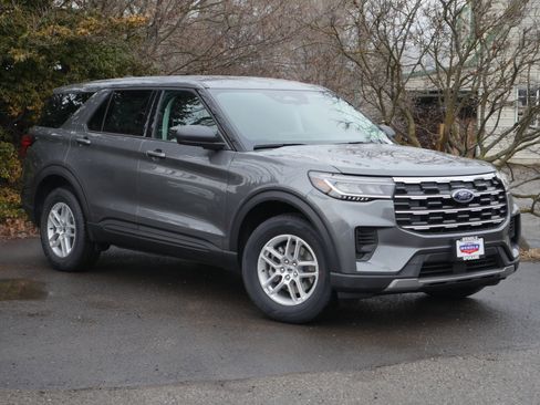 New 2026 Ford Explorer Active image 31