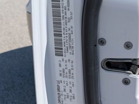 Used 2013 RAM 1500 Laramie Longhorn w/ Convenience Group AWD/4WD image 27