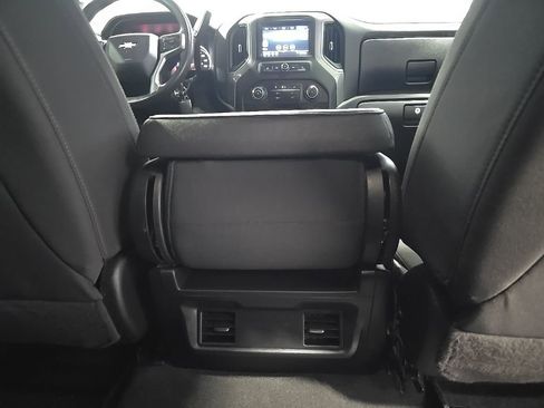 Used 2022 Chevrolet Silverado 2500 Custom w/ Custom Value Package image 24