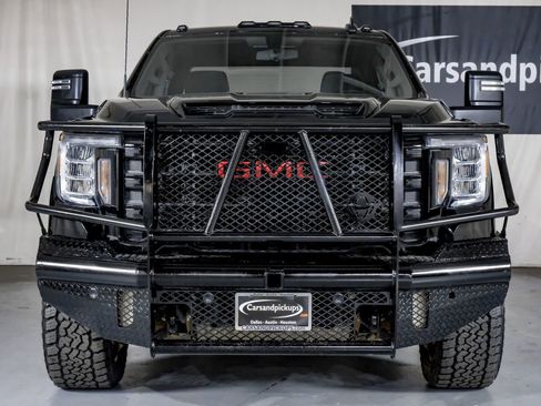 Used 2023 GMC Sierra 2500 SLE w/ SLE Value Package; image 3