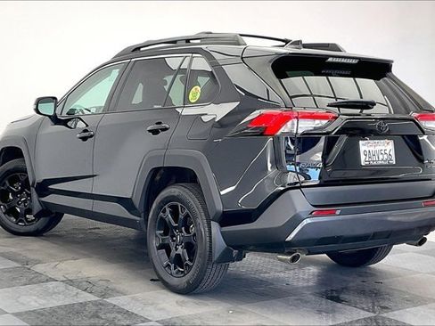 Used 2022 Toyota RAV4 TRD Off-Road w/ TRD Off-Road Weather Package image 10