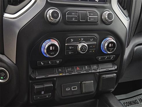 Used 2021 GMC Sierra 1500 SLT image 24