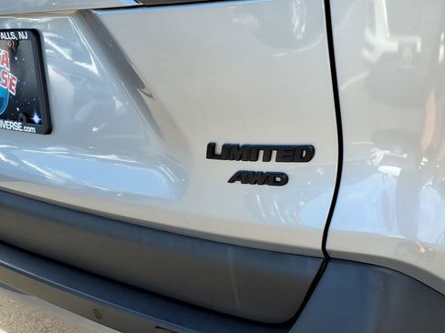 Certified 2020 Toyota RAV4 Limited AWD/4WD image 7