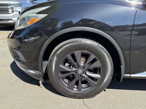 Used 2018 Nissan Murano SV w/ Premium Package AWD/4WD image 8