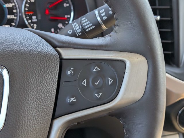 Used 2017 GMC Acadia Denali w/ Technology Package FWD image 25