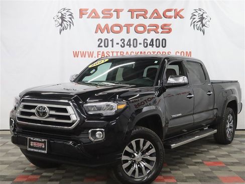 Used 2021 Toyota Tacoma Limited AWD/4WD image 1