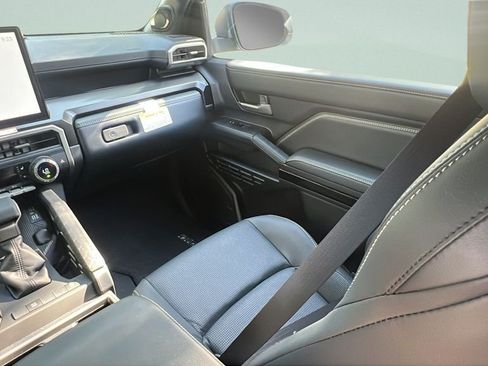 New 2026 Toyota 4Runner Limited AWD/4WD image 12