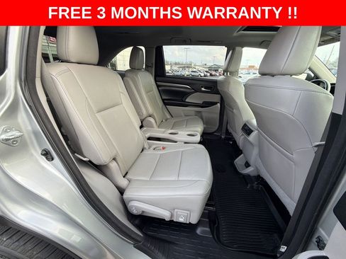 Used 2018 Toyota Highlander Limited image 22