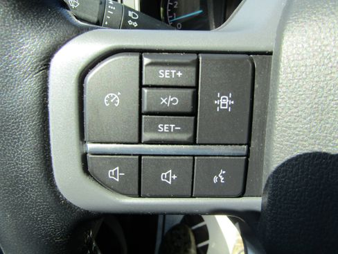 Used 2022 Ford F150 XLT w/ Equipment Group 302A High AWD/4WD image 20