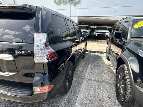 Used 2020 Lexus GX 460 Premium w/ Premium Package AWD/4WD image 12