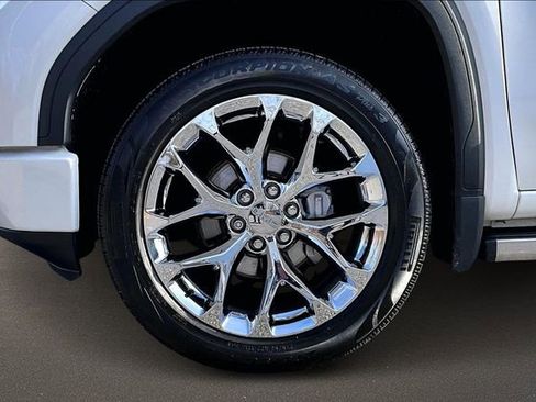 Used 2021 GMC Sierra 1500 Denali w/ Denali Ultimate Package image 8