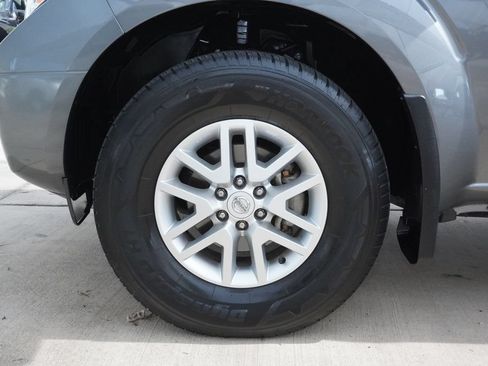 Used 2021 Nissan Frontier SV RWD image 10