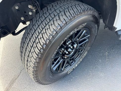Used 2021 Ford F250 Lariat w/ Lariat Value Package AWD/4WD image 15