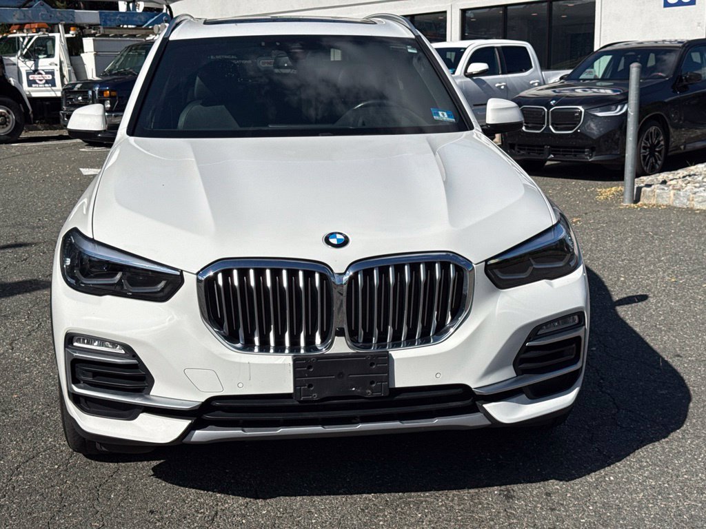 Used 2020 BMW X5 xDrive40i w/ Premium Package AWD/4WD image 2