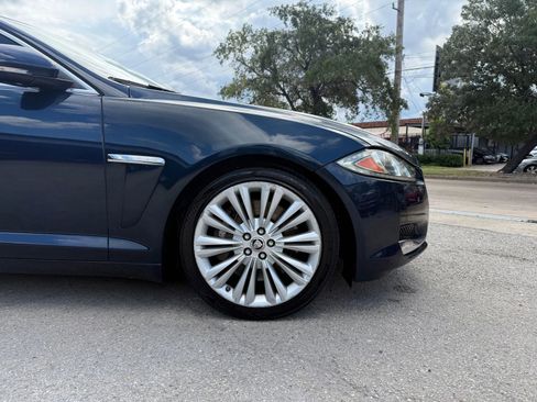 Used 2012 Jaguar XF Portfolio RWD image 33