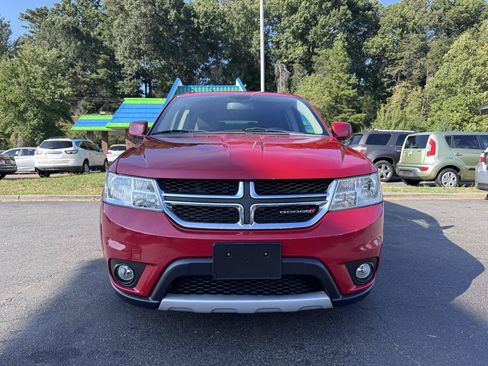 Used 2014 Dodge Journey SXT w/ Flexible Seating Group AWD/4WD image 2
