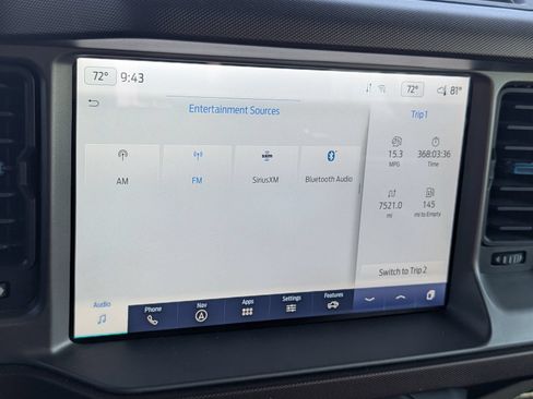Used 2022 Ford Bronco Outer Banks AWD/4WD image 15