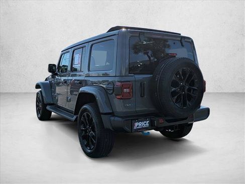 Used 2023 Jeep Wrangler Sahara w/ Cold Weather Group image 9