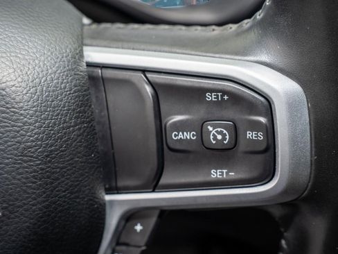 Used 2022 RAM 1500 Big Horn w/ Night Edition RWD image 31