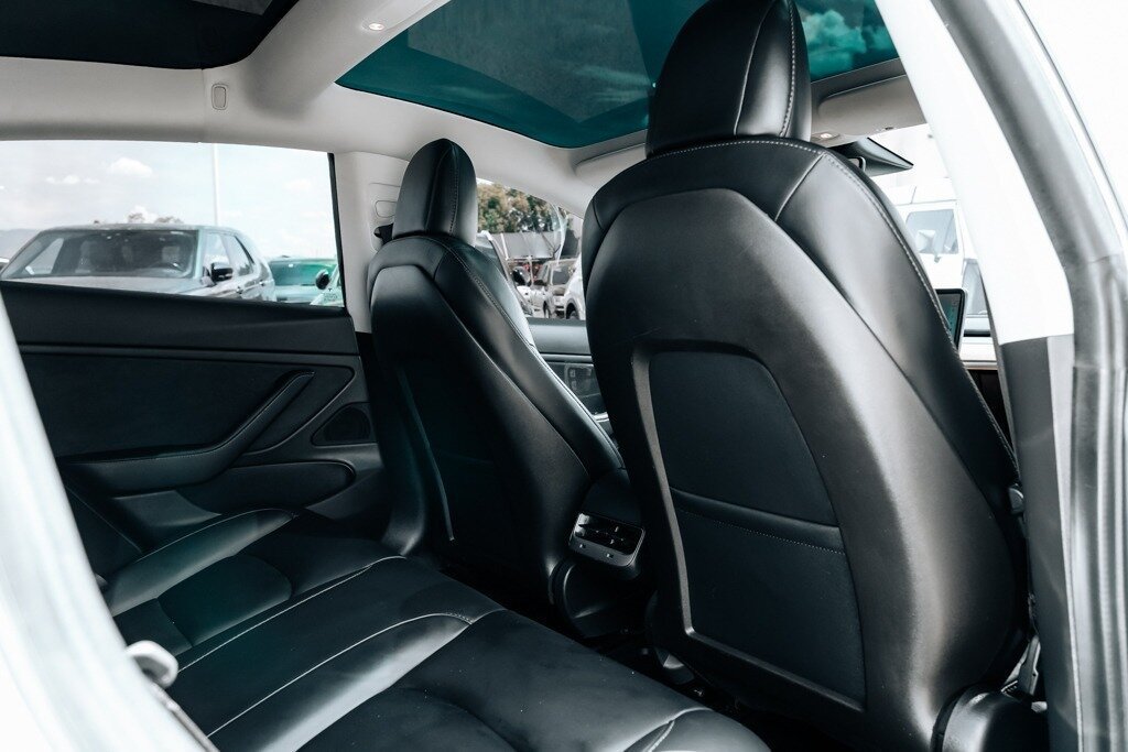 Used 2019 Tesla Model 3 Long Range AWD/4WD image 40