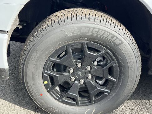 New 2025 Ford F150 Lightning XLT image 12