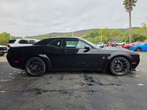 Used 2022 Dodge Challenger R/T Scat Pack RWD image 3