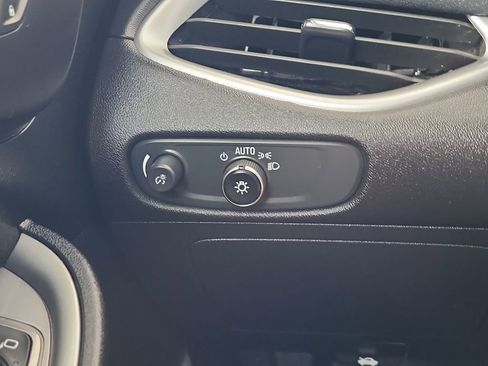 Used 2024 Chevrolet Malibu LT FWD image 23