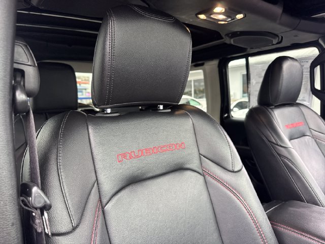 Used 2021 Jeep Wrangler Unlimited Rubicon AWD/4WD image 30