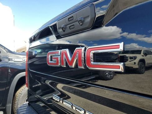 New 2026 GMC Sierra 1500 SLT w/ SLT Premium Plus Package AWD/4WD image 7